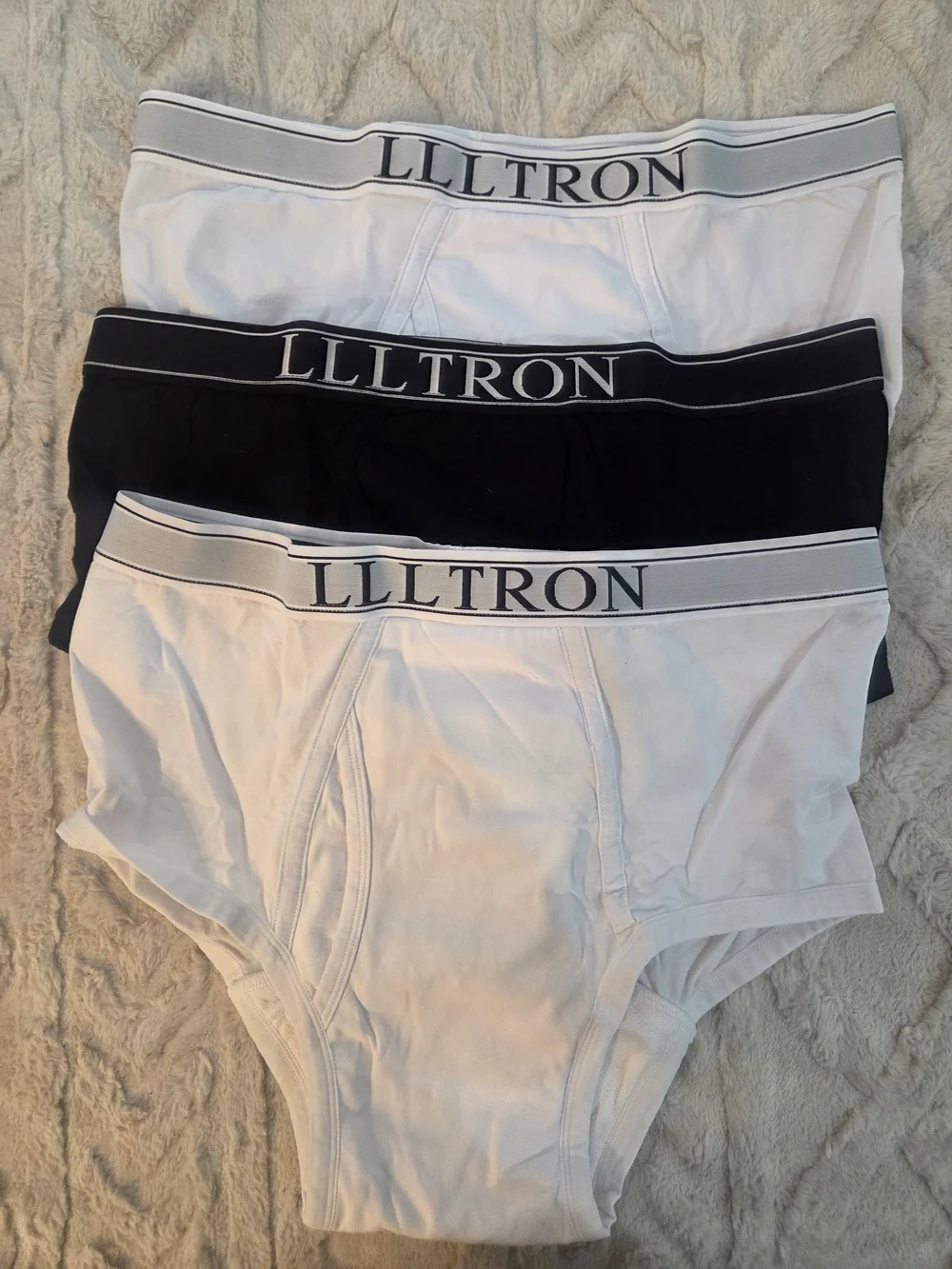 Wearever Men Incontinence Briefs  White Leak Control‎ & Super Absorbency Size XL